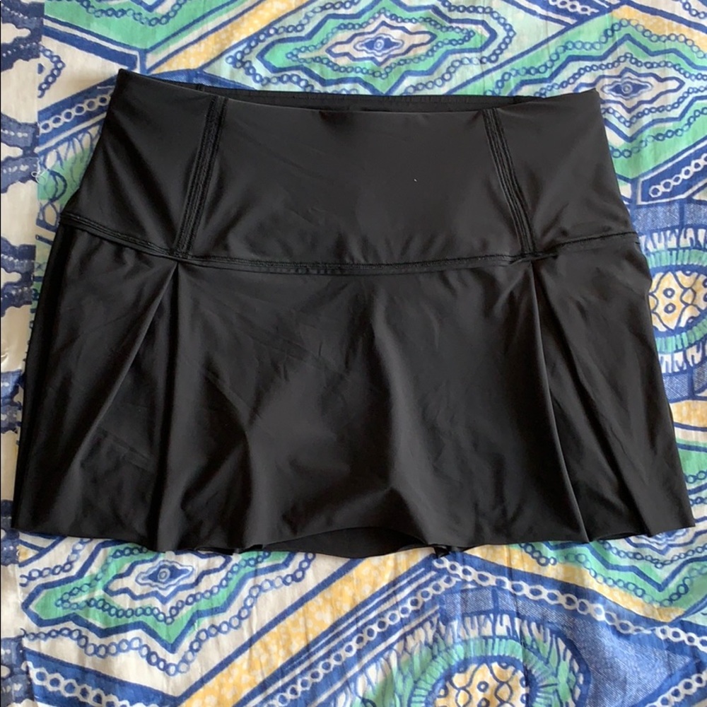 Lululemon black tennis skort